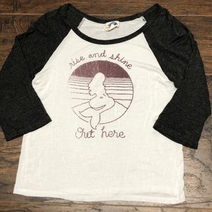 Sadie Robertson Mermaid 3/4 Graphic Tee Size Small